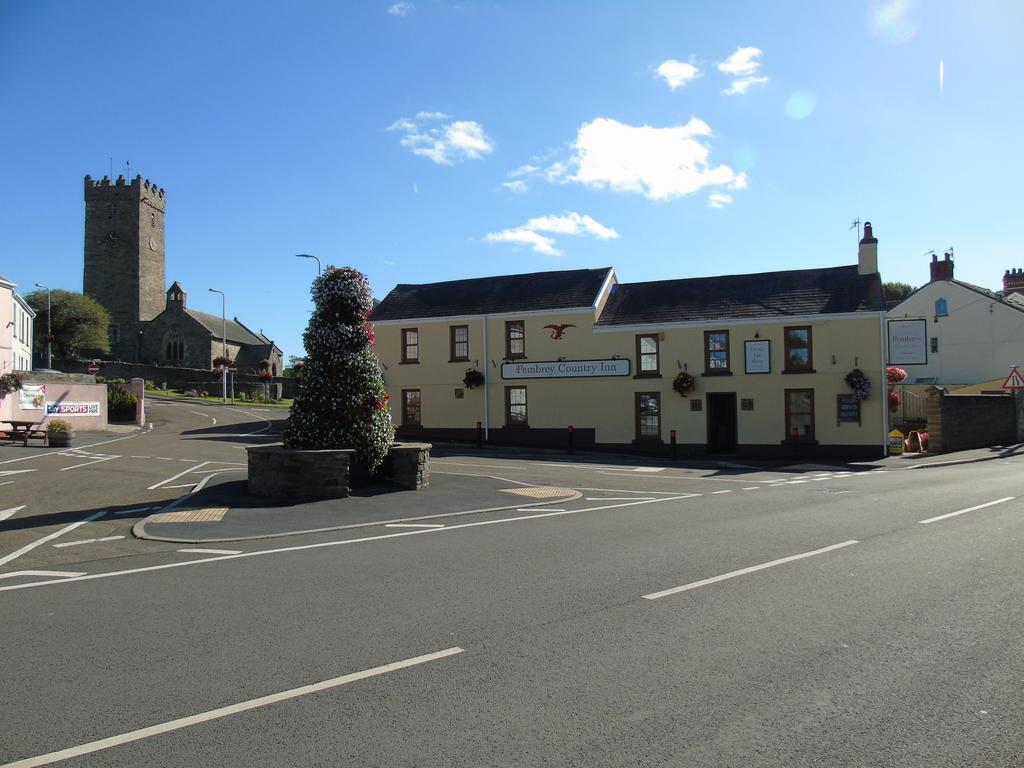 The Pembrey Country Inn 外观 照片