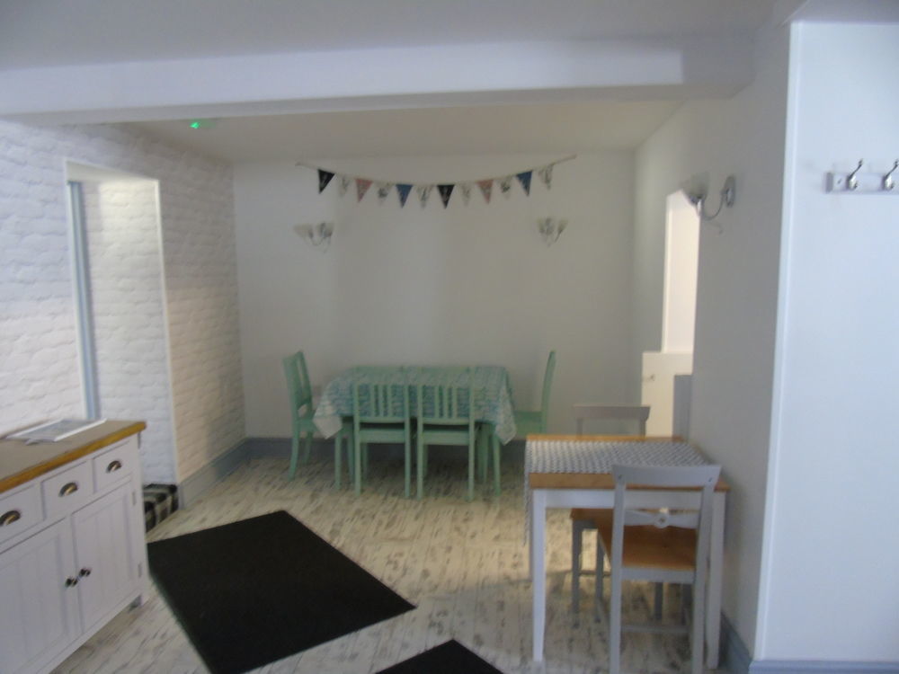 The Pembrey Country Inn 外观 照片