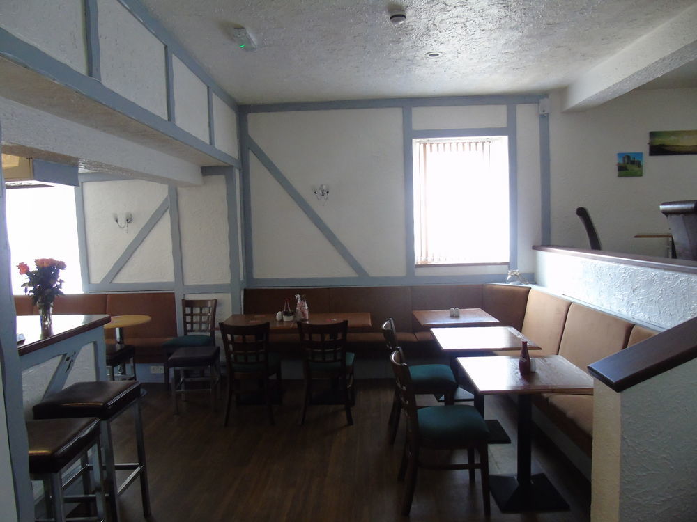 The Pembrey Country Inn 外观 照片